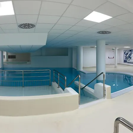 Gourette : Avec Piscine Pour 8 Personnes, Emplacement Ideal - Fr-1-860-15 Apartmán *