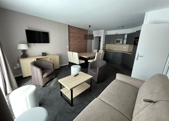 Gourette : Avec Piscine Pour 8 Personnes, Emplacement Ideal - Fr-1-860-15